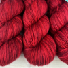 Pure single: fil de laine mérinos extrafin superwash coloris coquelicot