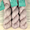 Délicatesse : fil mérinos superkid mohair coloris magnolia