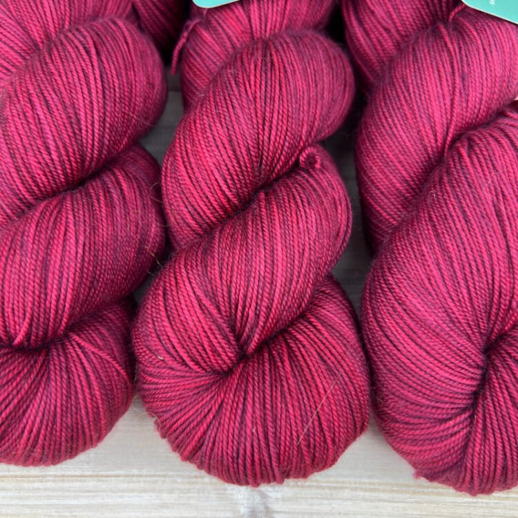 Pure laine 100% mérinos pour le tricot coloris grenadine