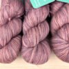 Pure single: fil de laine mérinos extrafin superwash coloris figue