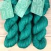 Fil de laine mérinos et soie coloris émeraude