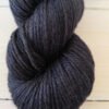 Surpreme DK : fil de laine mérinos et soie coloris carbone