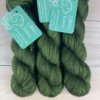 Délicatesse : fil mérinos superkid mohair coloris basilic