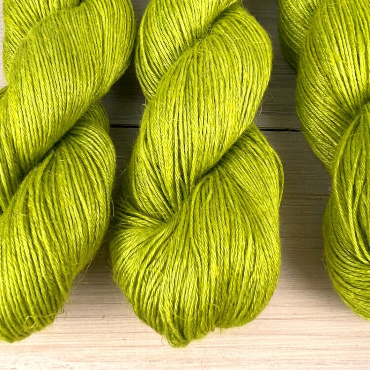 Estivale : fil végétal viscose de bambou et lin coloris kiwi