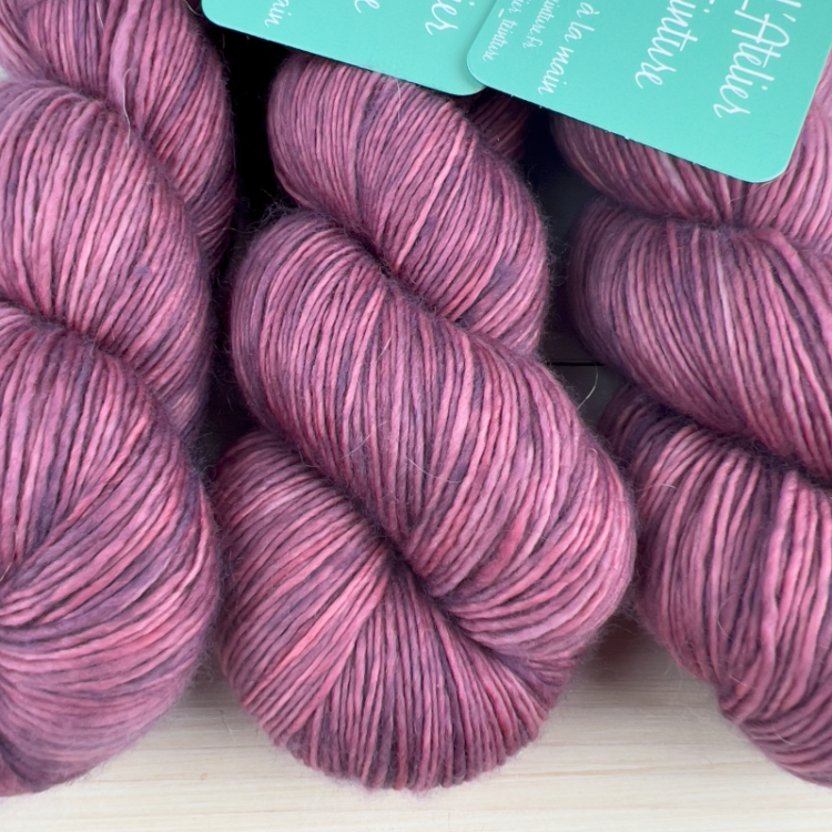 Pure single: fil de laine mérinos extrafin superwash coloris bruyère