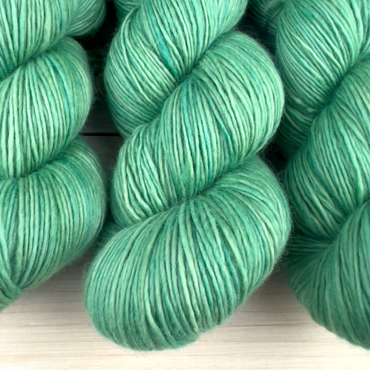 Pure single: fil de laine mérinos extrafin superwash coloris amande