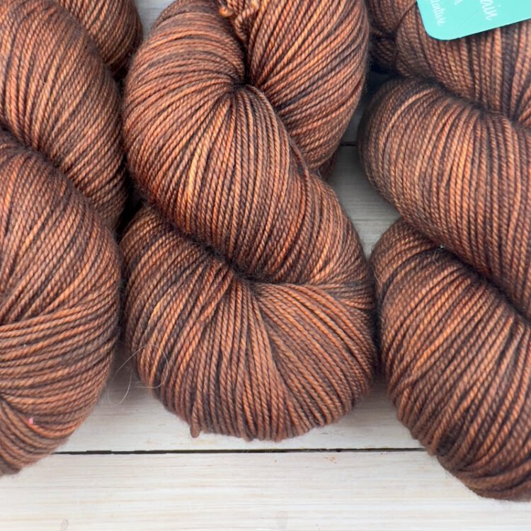 Pure laine 100% mérinos pour le tricot coloris chocolat