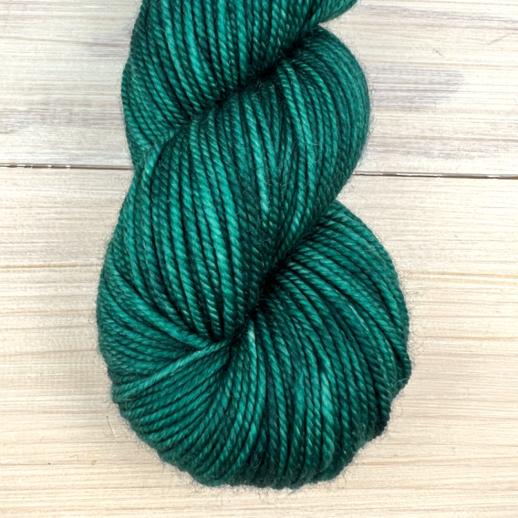 Pure DK : fil de laine mérinos extrafin superwash coloris vert impérial