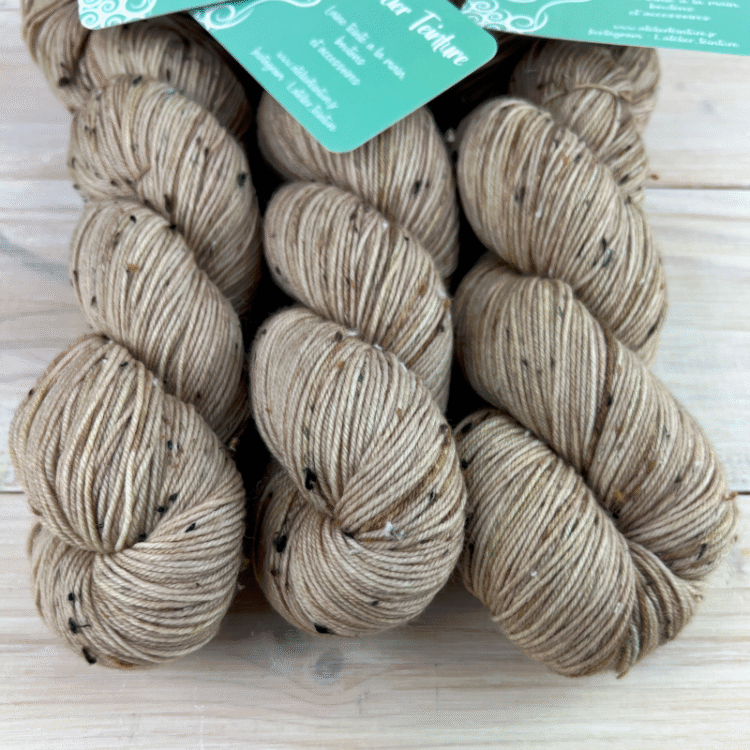 Tweed : fil de laine mérinos nylon et nep